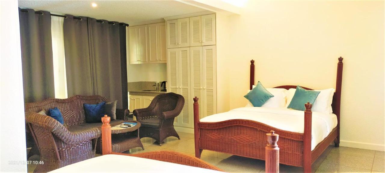 Chateau Bleu Resort Calamba  Eksteriør bilde